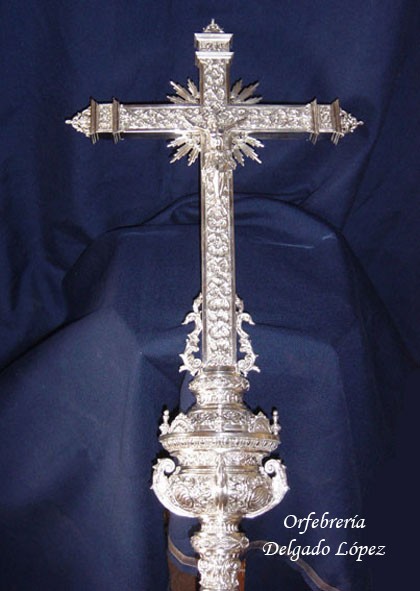 Cruz parroquial de la Hermandad de los Panaderos